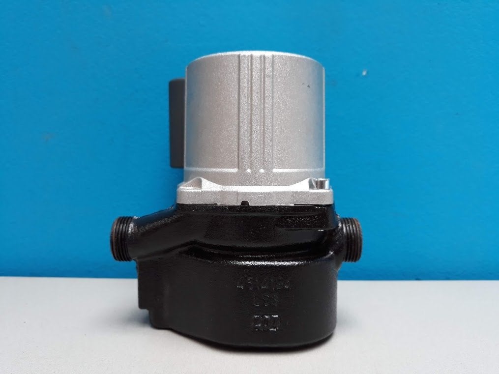 Cv pomp Vaillant Thermocompact VCWNL 242 EA 25, Niet ingevuld, Gebruikt, Cv-ketel of Combi-ketel, Niet ingevuld