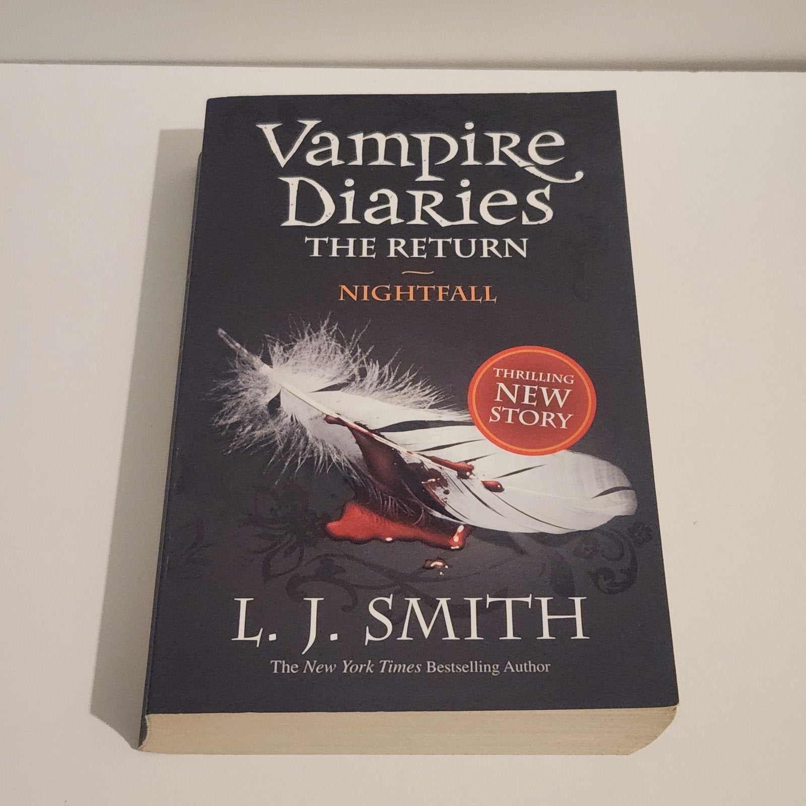 Vampire Diaries: The Return - Nightfall (Engels), Ophalen of Verzenden, Gelezen, L.J. Smith