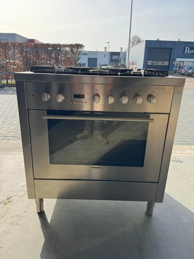 Siemens Vrijstaand Gasfornuis met Oven - RVS, Witgoed en Apparatuur, Fornuizen, Gebruikt, 60 cm of meer, Gas, Vrijstaand