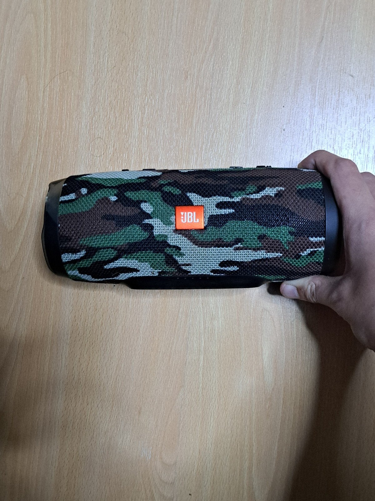 orginele jbl charge 3 te koop met kabel en blokje 50€, Ophalen