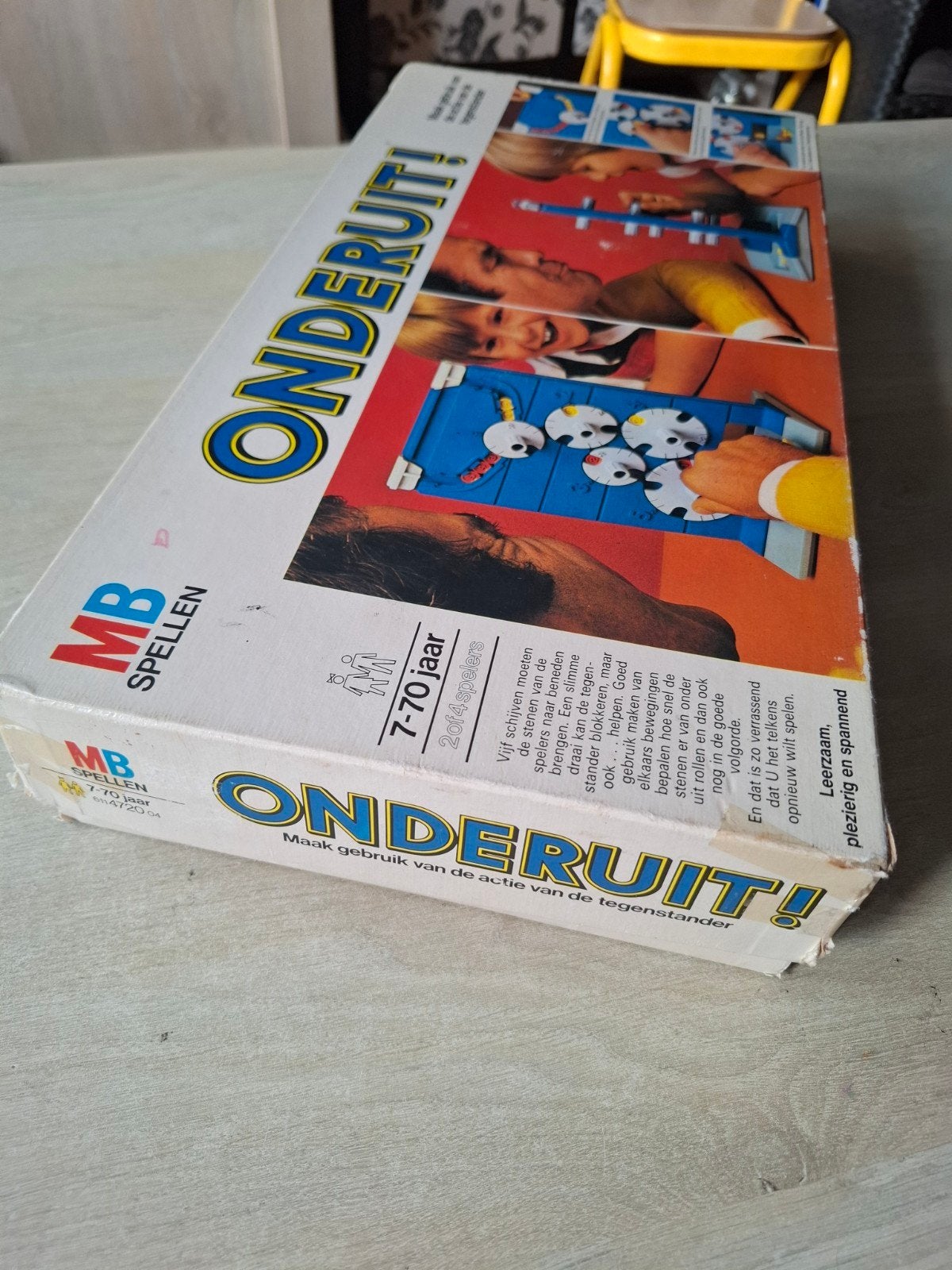 Onderuit! bordspel van MB Spellen - Vintage familiespel, Onbekend, Ophalen of Verzenden, Onbekend, Een of twee spelers
