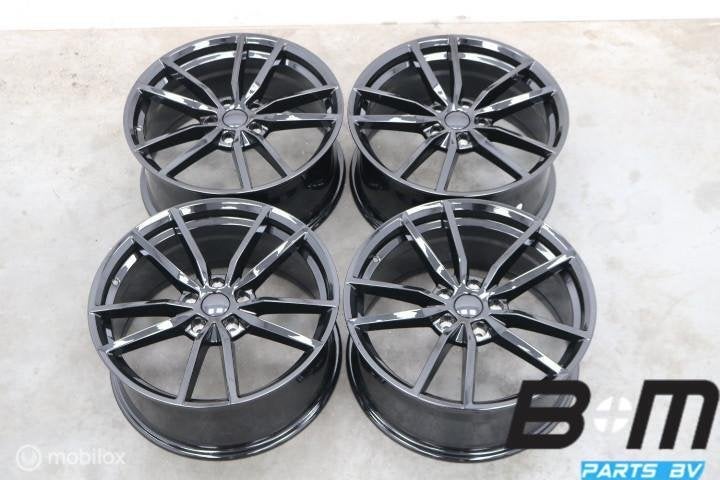 NIEUW! 18 inch velgen VW Golf / Audi A3! 5x112 ET45 8,0J ., Gebruikt, Velg(en)