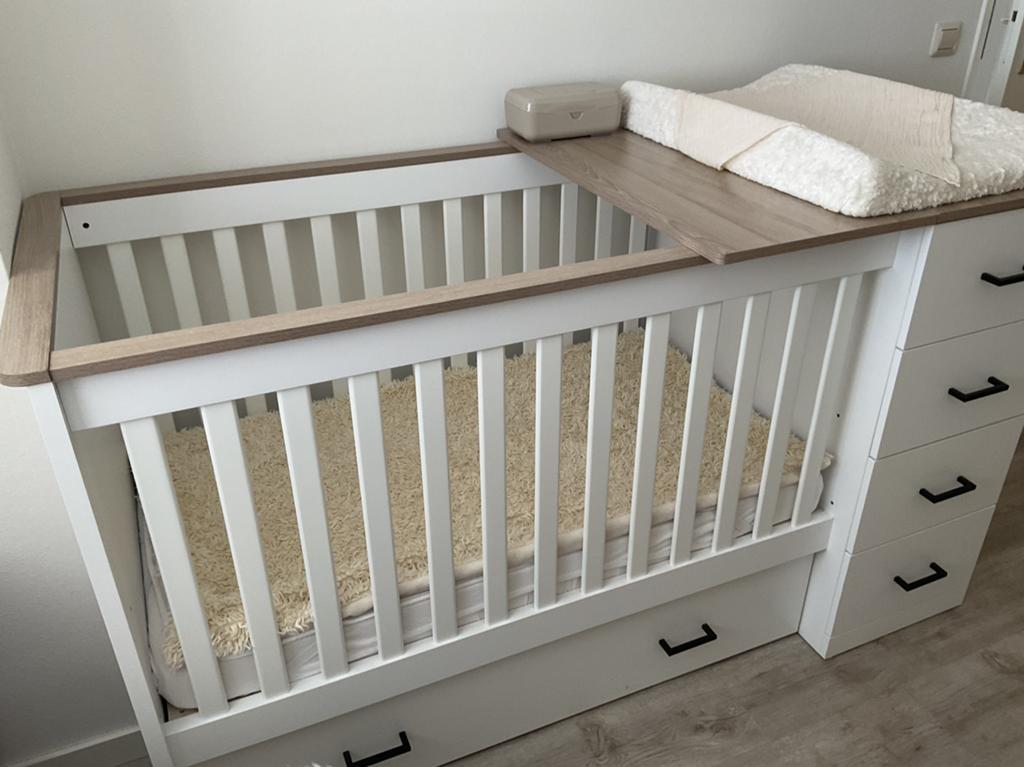 Combi ledikant €200,-, Kinderen en Baby's, Ophalen, Nieuw, Ledikant