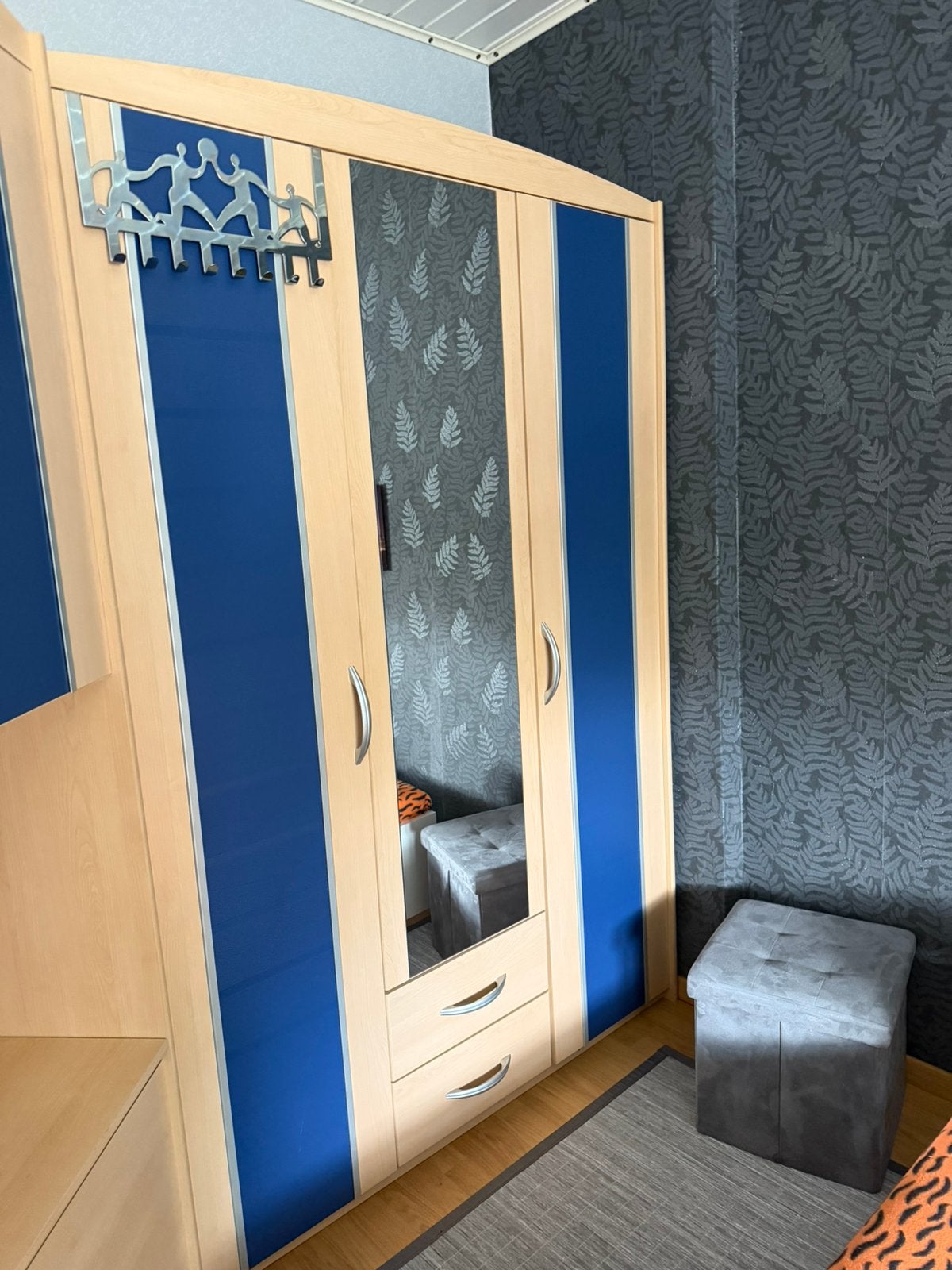 Klerenkast te koop, Ophalen, Zo goed als nieuw, Eenpersoons