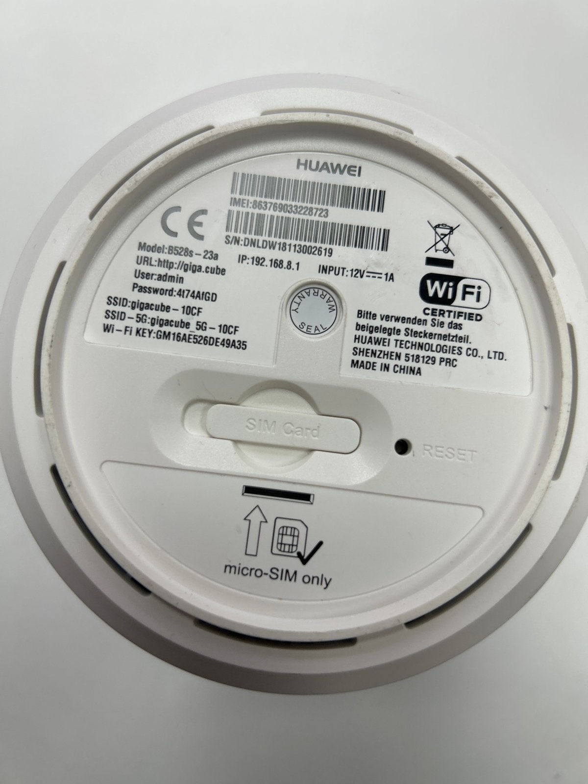 Huawei B528s-23a 5g Router met SIM-kaartslot, Computers en Software, Ophalen of Verzenden, Gebruikt, Router met modem