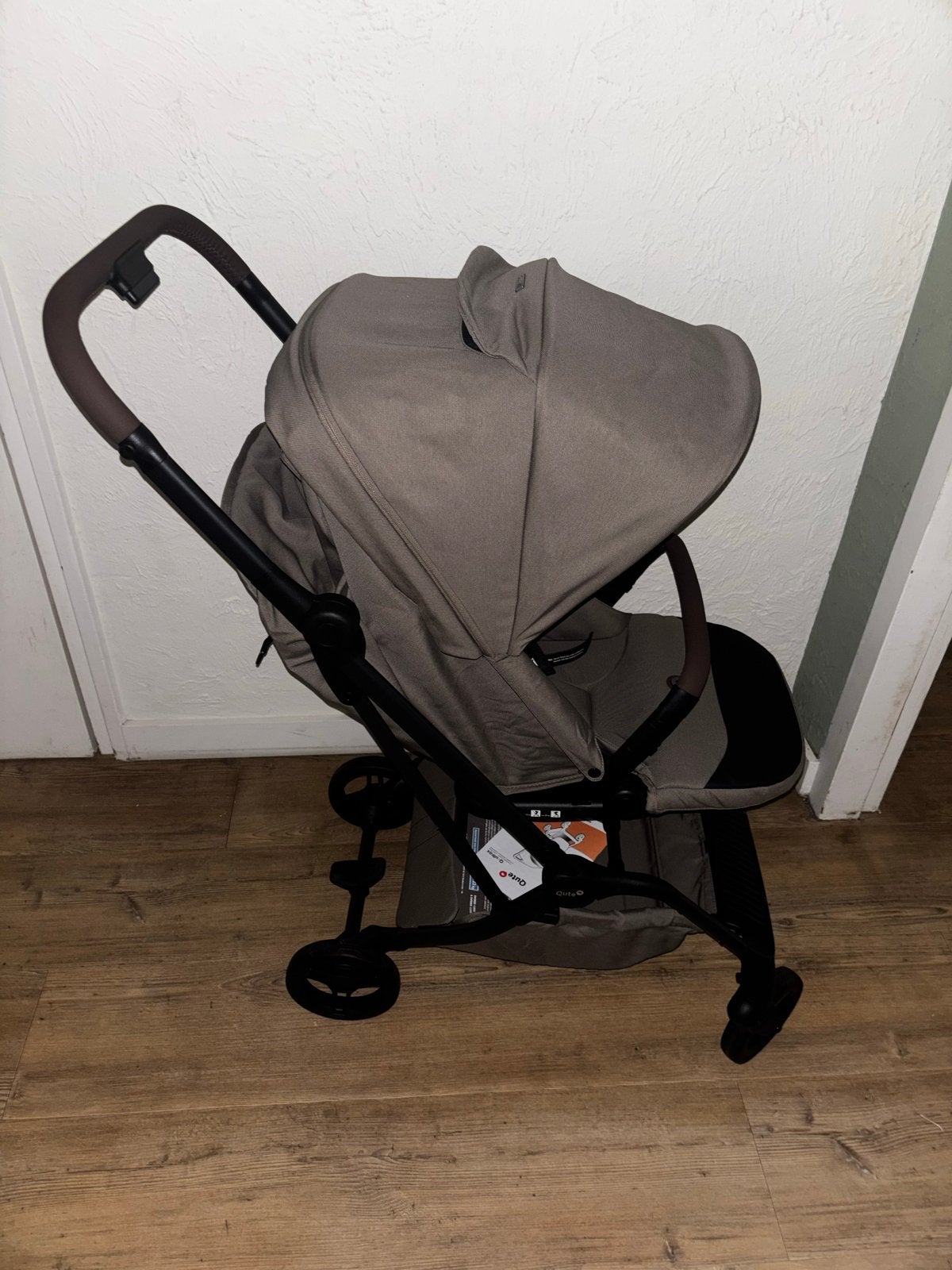 Compacte en lichtgewicht kinderwagen - Nieuw, Ophalen, Zo goed als nieuw, Overige merken, Verstelbare rugleuning