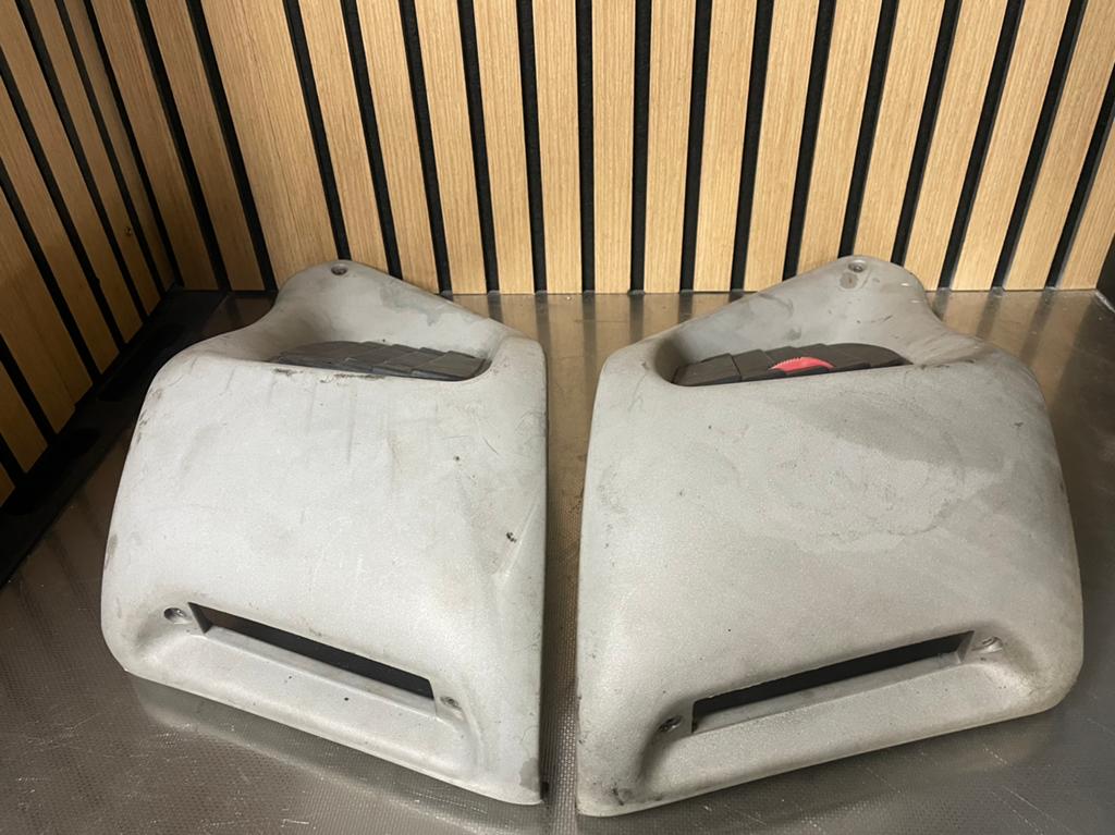gilera runner radiateur kappen / roosters, Ophalen