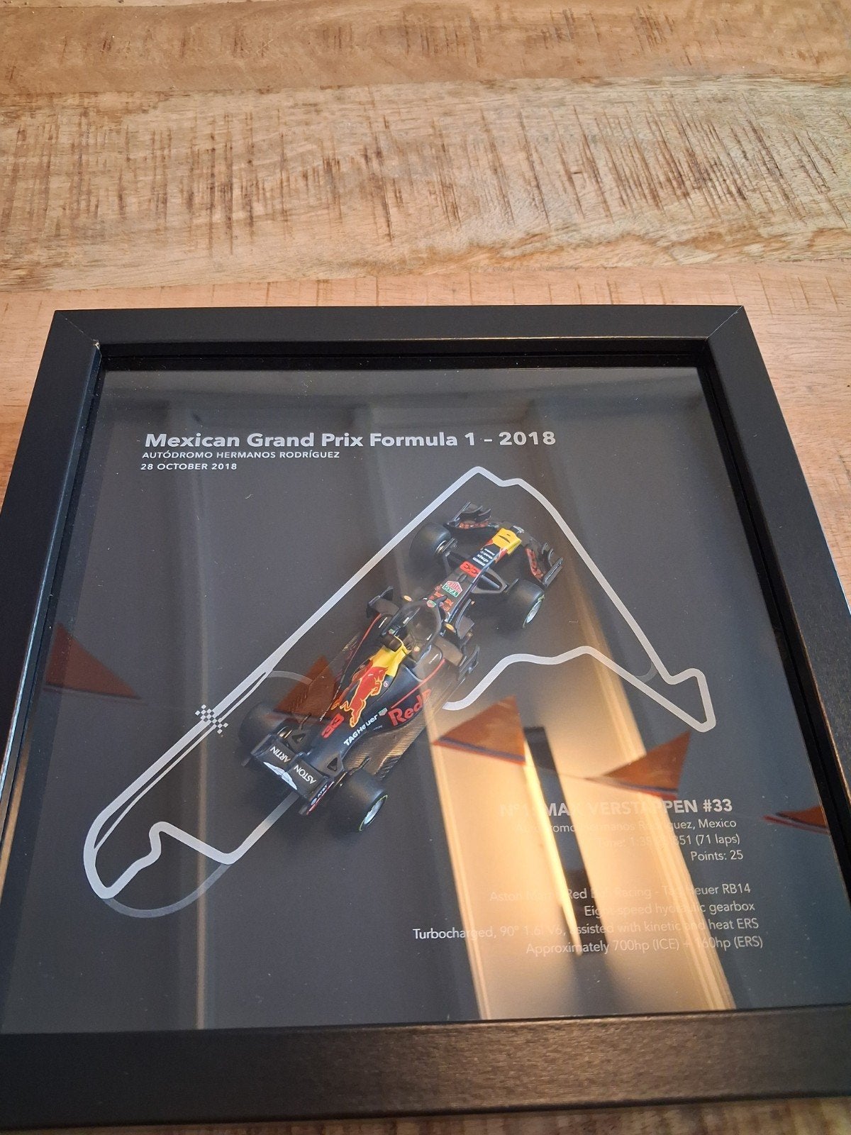 Max verstappen schaalmodel Mexico 2018 Framedwheels, Ophalen of Verzenden, Zo goed als nieuw, Formule 1