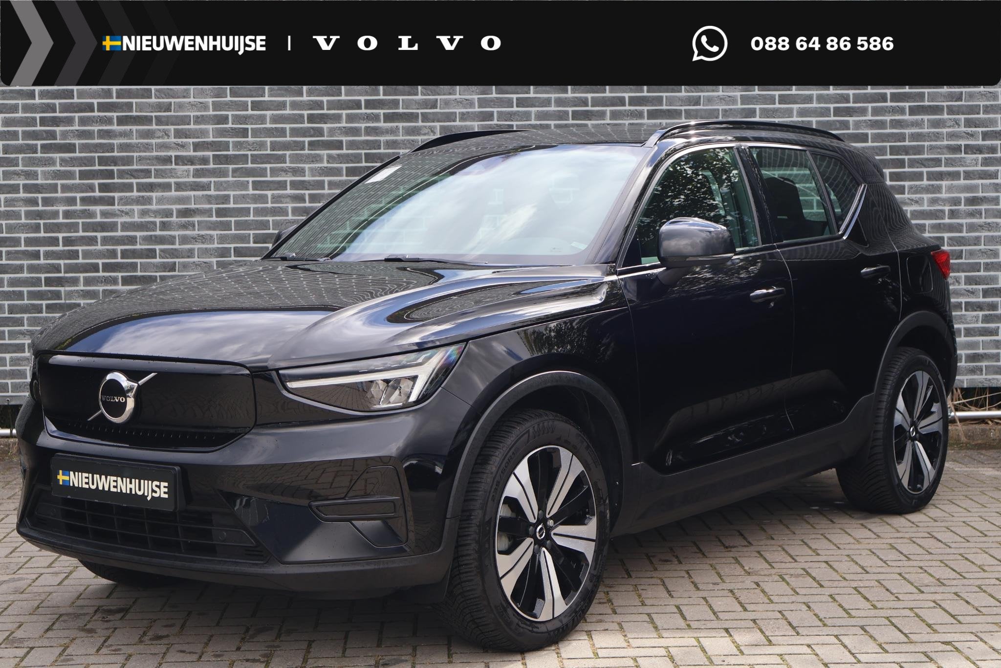Volvo XC40 Recharge 70 kWh Core | Warmtepomp | Trekhaak | Ac
