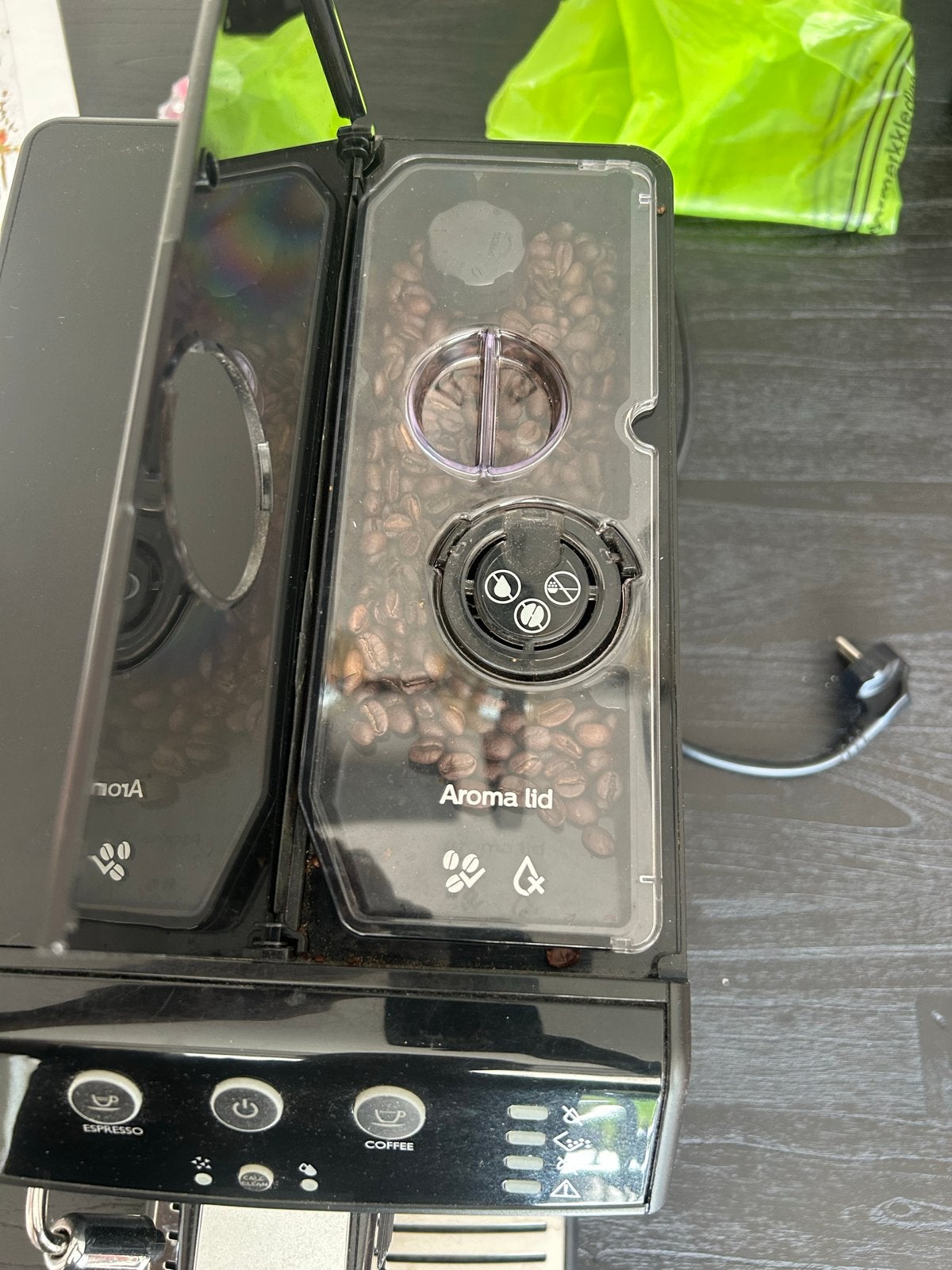 Philips Espressoapparaat - Volautomatische Koffiemachine, Witgoed en Apparatuur, Koffiezetapparaten, Ophalen, Afneembaar waterreservoir