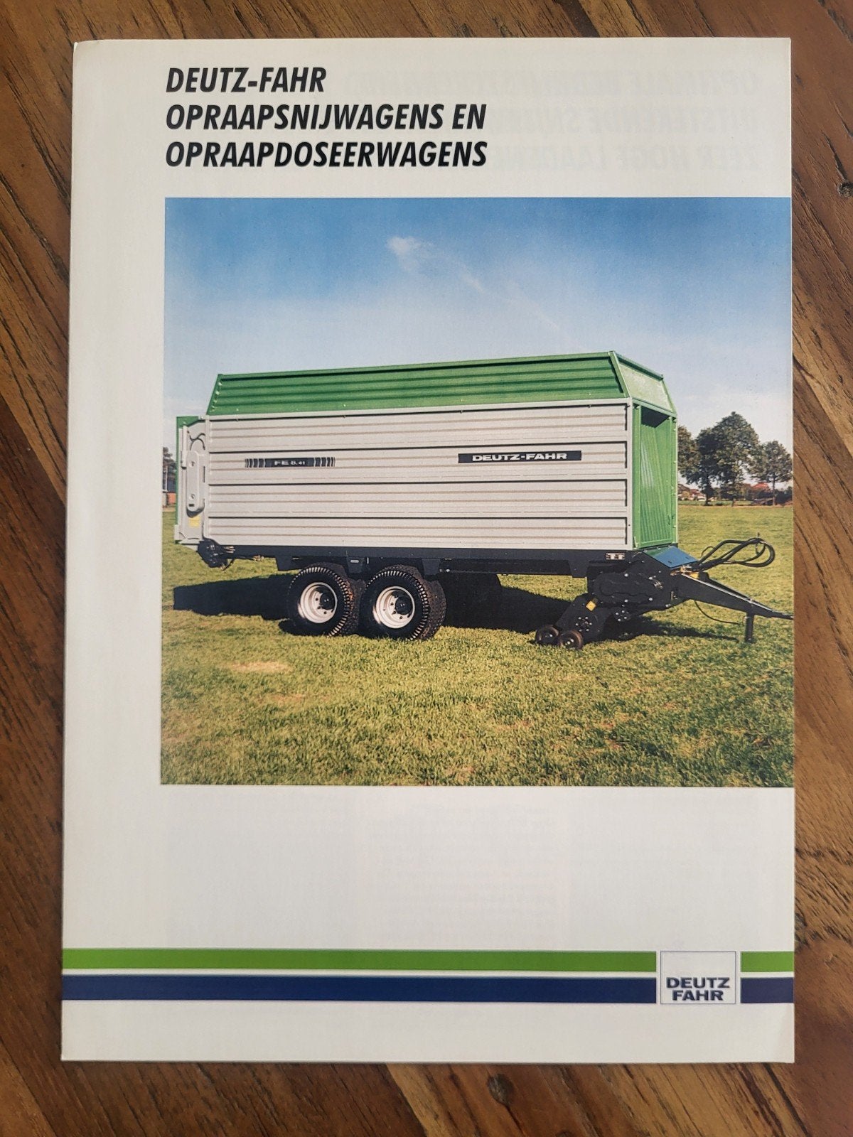 tractor folder Deutz-Fahr opraapsnijwagens opraapdoseerwagen, Ophalen of Verzenden, Zo goed als nieuw