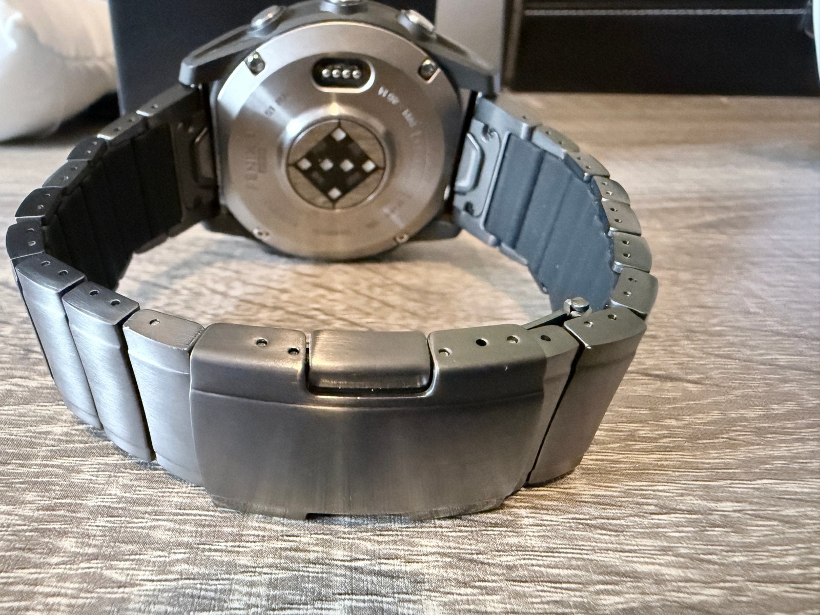 Garmin Fenix 8 Pro Titanium Saffierglas + 7 bandjes, Zwart, Ophalen of Verzenden, Zo goed als nieuw, Waterdicht