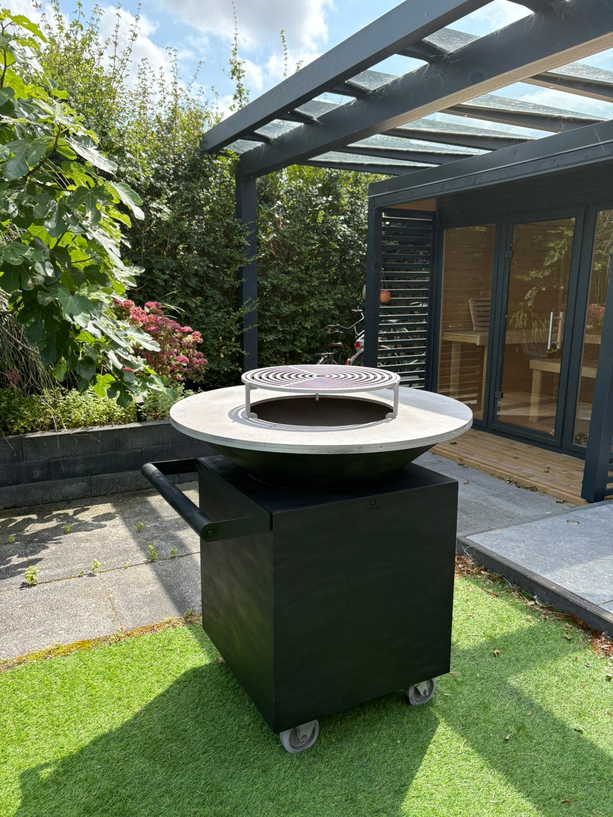 Ofyr Classic 100CM BBQ GRILLE PIZZA VERRIJDBAAR ZWART, Ophalen, Zo goed als nieuw