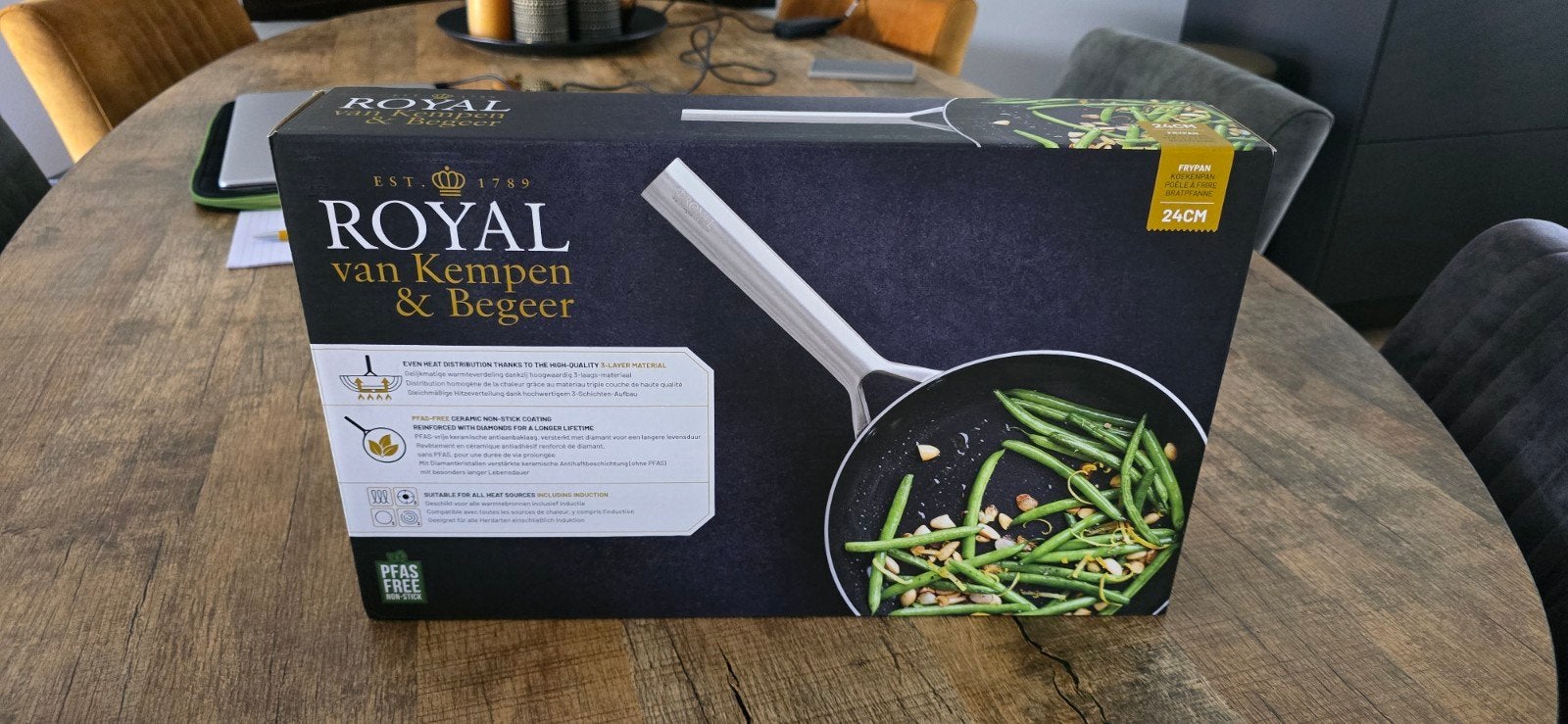 Royal van Kempen en Begeer koekenpan 24cm, Huis en Inrichting, Keuken | Potten en Pannen, Koekenpan, Nieuw, Ophalen of Verzenden