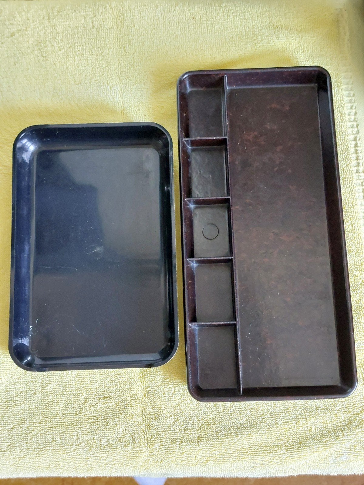 Bakelieten vintage pennenbakjes, Verzamelen, Overige Verzamelen, Ophalen, Gebruikt