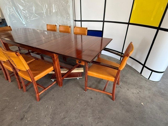 Schuitema 'Shaker' Dinner tafel met 8 aniline leder stoelen, Ophalen