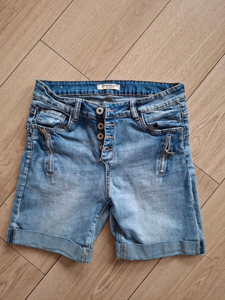 Korte Spijkerbroek maat 36 Jewelly, Kleding | Dames, Spijkerbroeken en Jeans, Ophalen of Verzenden, Gedragen, Blauw, W28 - W29 (confectie 36)