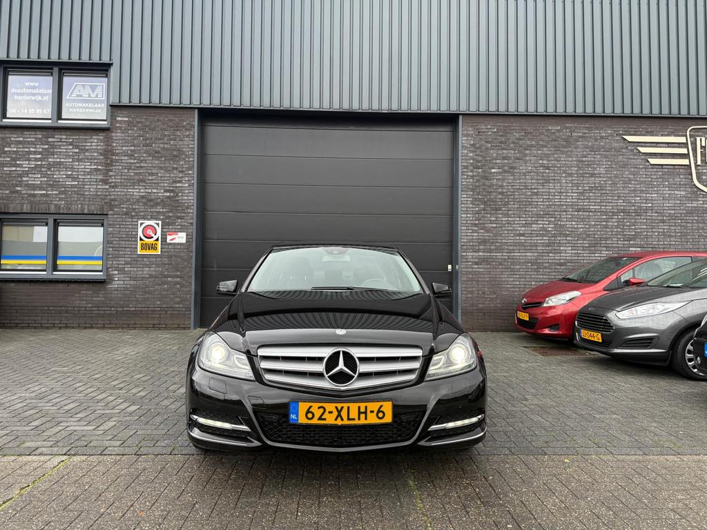 Mercedes-Benz C-Klasse 180 Business Class Avantgarde | 1E EI, Euro 5, Achterwielaandrijving, Zwart, Leder en Stof