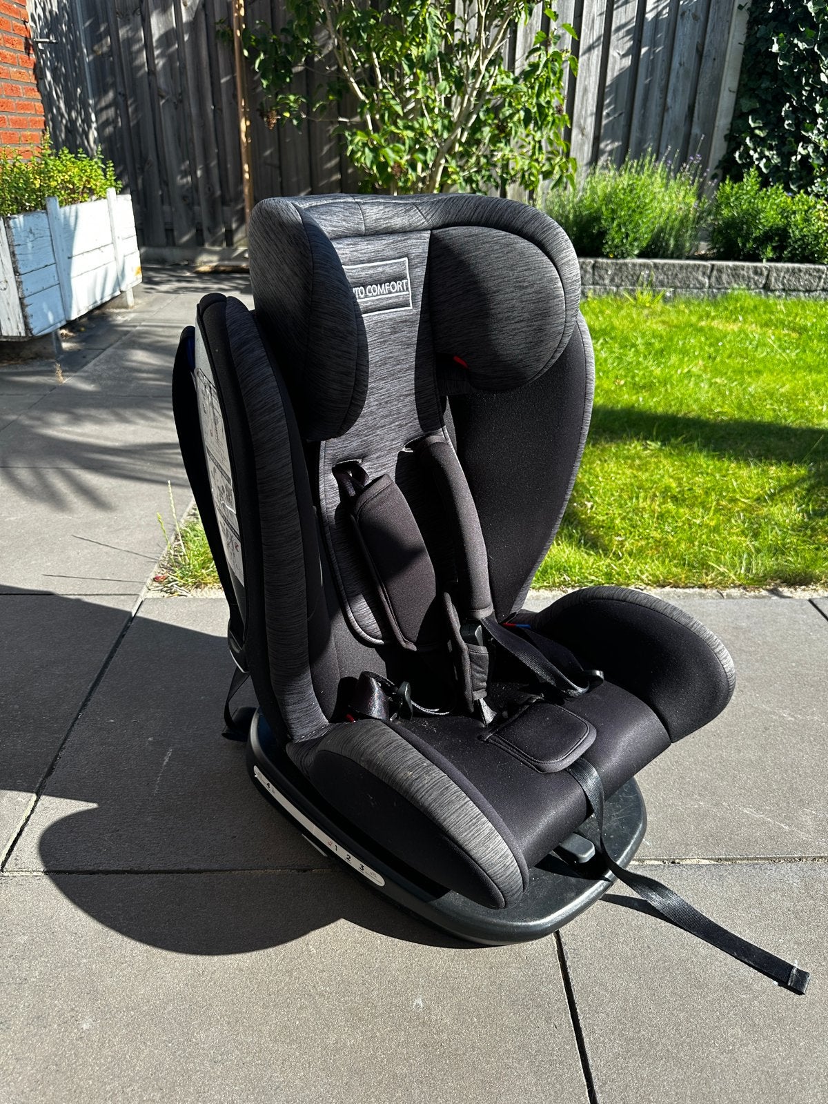Auto Comfort autostoel 0-36 kg met Isofix, Autogordel of Isofix, Gebruikt, Verstelbare rugleuning, Ophalen