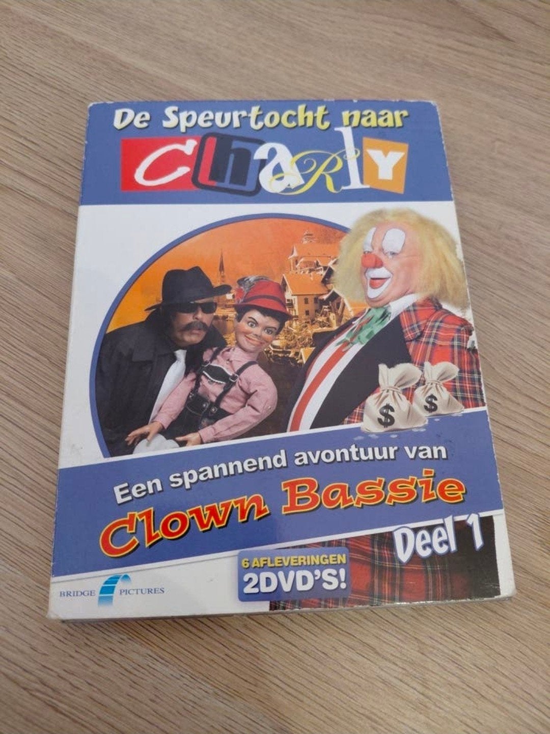 Clown Bassie (adriaan) speurtocht naar Charly deel 1 dvd., Gebruikt, Alle leeftijden, Tv-serie, Ophalen of Verzenden