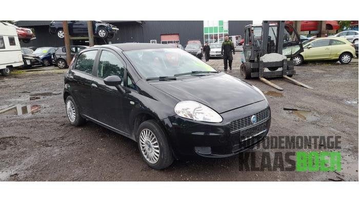 Portier 4Deurs rechts-voor van een Fiat Punto Grande, Gebruikt, -, Deur, -