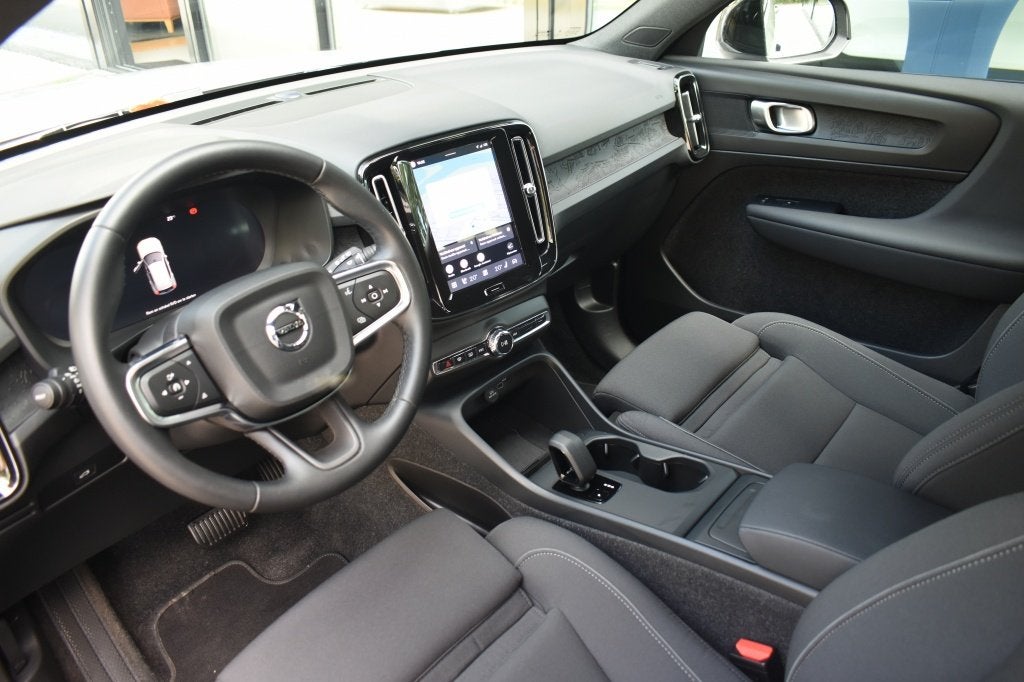 Volvo EX40 Extended Range Plus 252Pk/82kWh | Trekhaak | Clim, Auto's, Automaat, Automatische klimaatregeling, Volvo Selected Used Cars