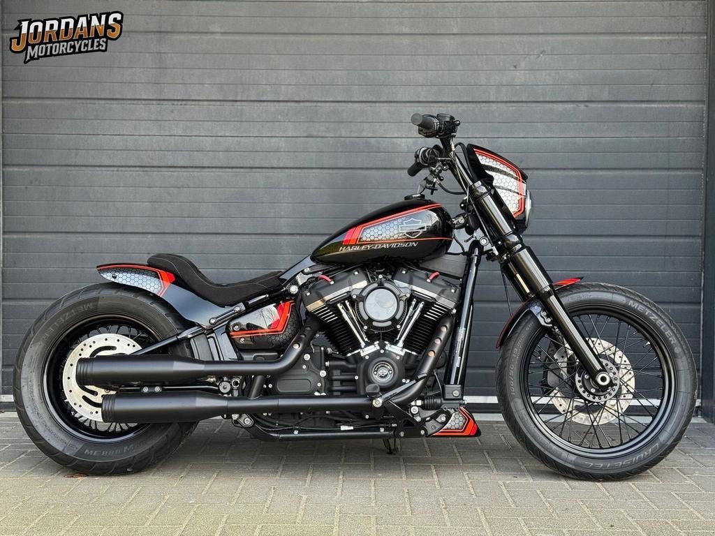 HARLEY-DAVIDSON STREET BOB FXBB (bj 2020) 13,681 km, HARLEY-DAVIDSON, Chopper, Bedrijf, Onbekend