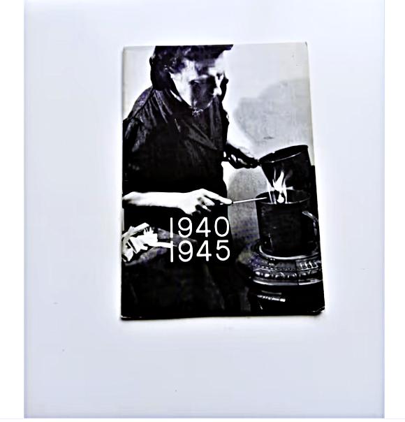1940-1945 opdat wij niet vergeten- J.W. hofman uit 1975, Boeken, Tweede Wereldoorlog, J.W. HOFMAN, Ophalen of Verzenden, Zo goed als nieuw