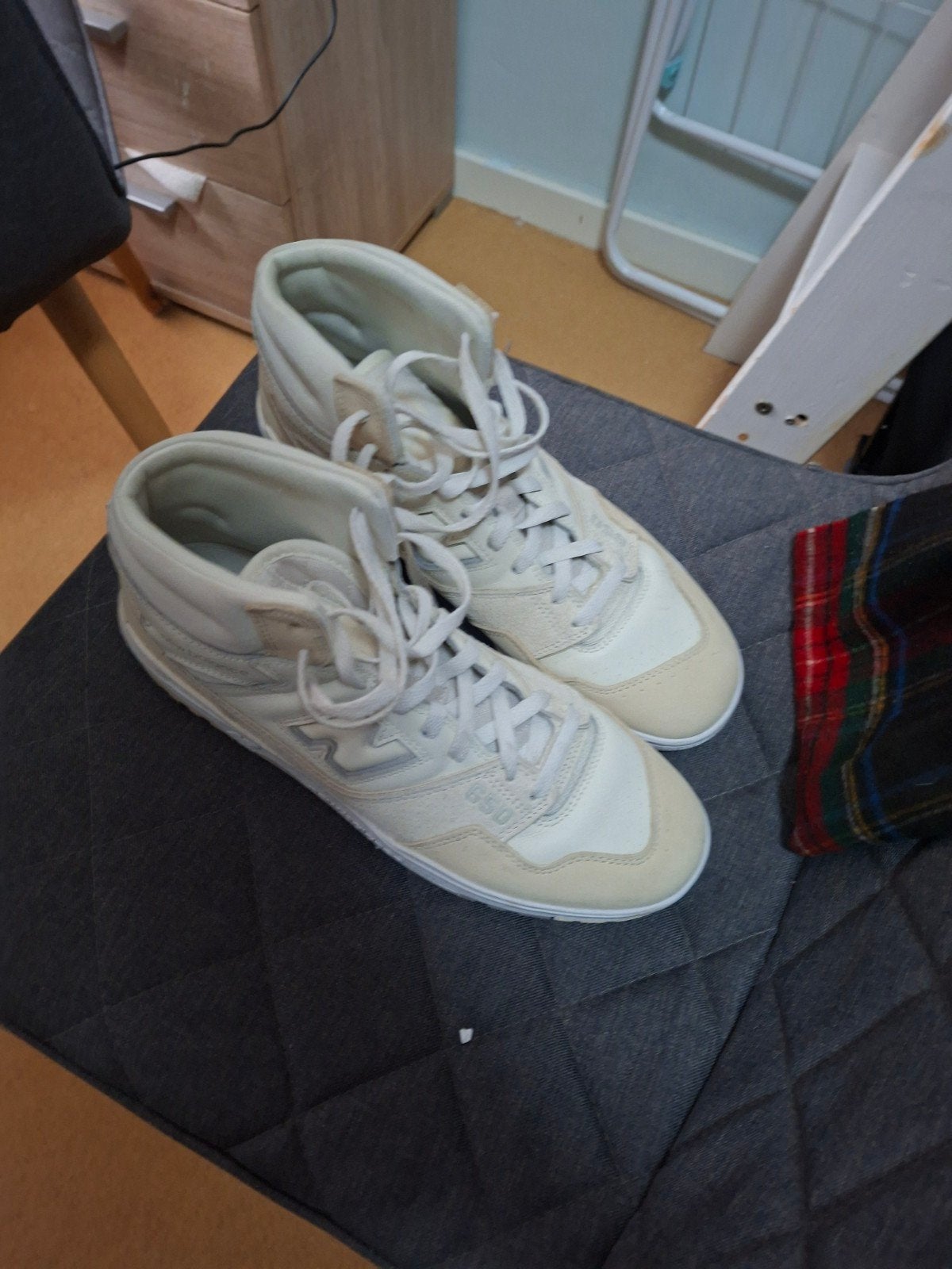 New balance 650 maat 45, Ophalen, Zo goed als nieuw, Schoenen