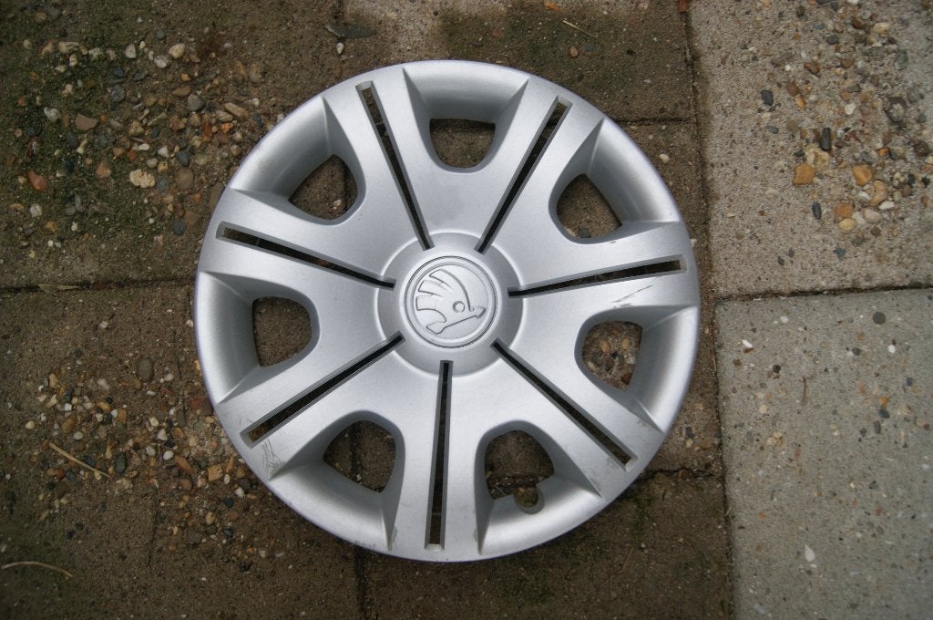 1 losse originele wieldop Skoda Fabia 14 inch (Model 2), Auto diversen, Wieldoppen, Ophalen of Verzenden, Gebruikt