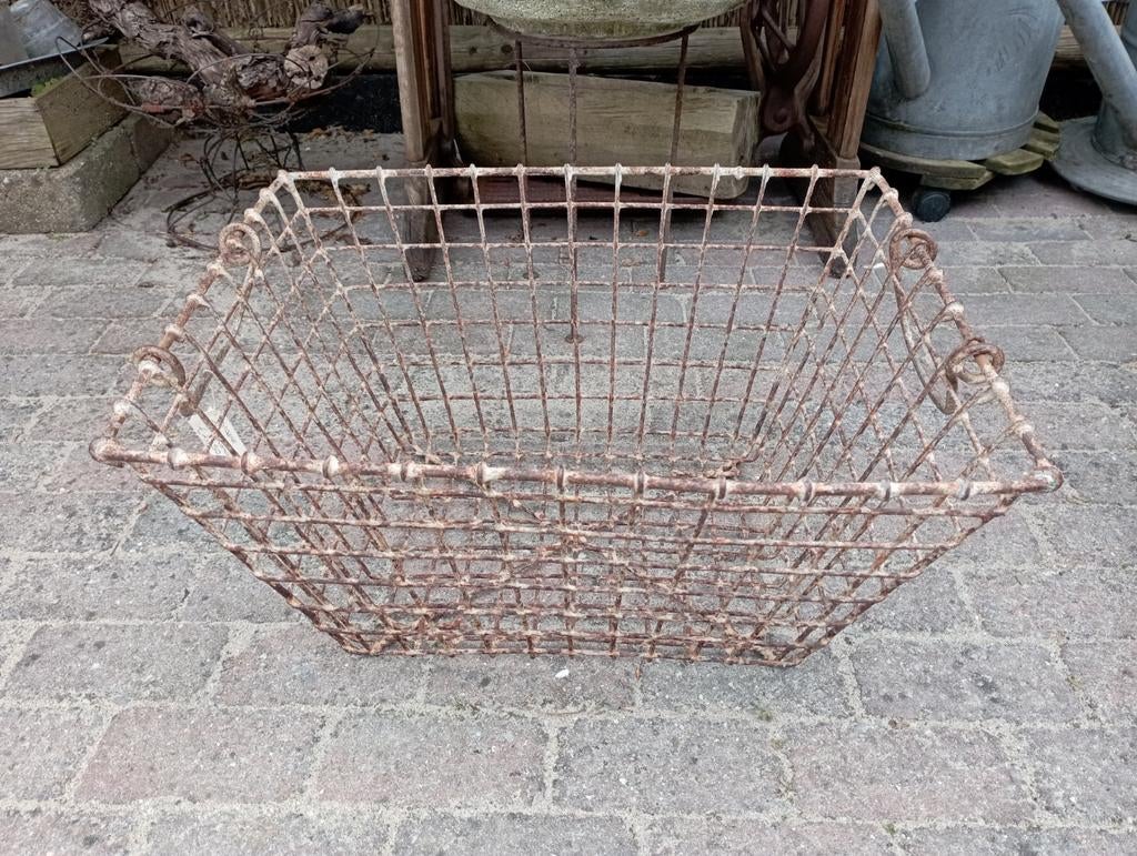 Oude en brocante oestermand, Ophalen