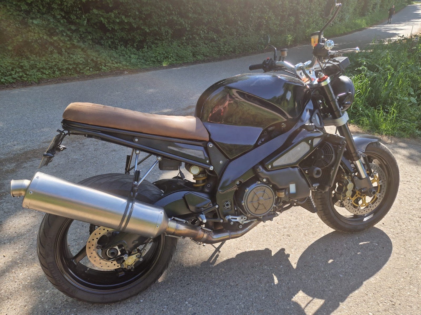 caferacer aprilia, Motoren, 2 cilinders, Sportuitlaat, Motorrijbewijs A, Gebruikt