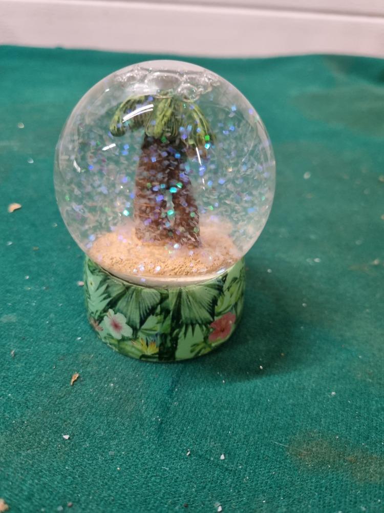 sneeuwbol met palmboom glas, Diversen, Kerst, Ophalen of Verzenden, 'T Olde Gre-j, Info@toldegrej.nl, Endepoelstraat 20f Didam