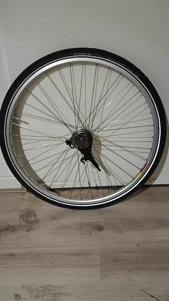 Mooi recht 28 Inch voorwiel met Nexus HB IM40, Fietsen en Brommers, Fietsonderdelen, Wiel, Ophalen of Verzenden, Zo goed als nieuw