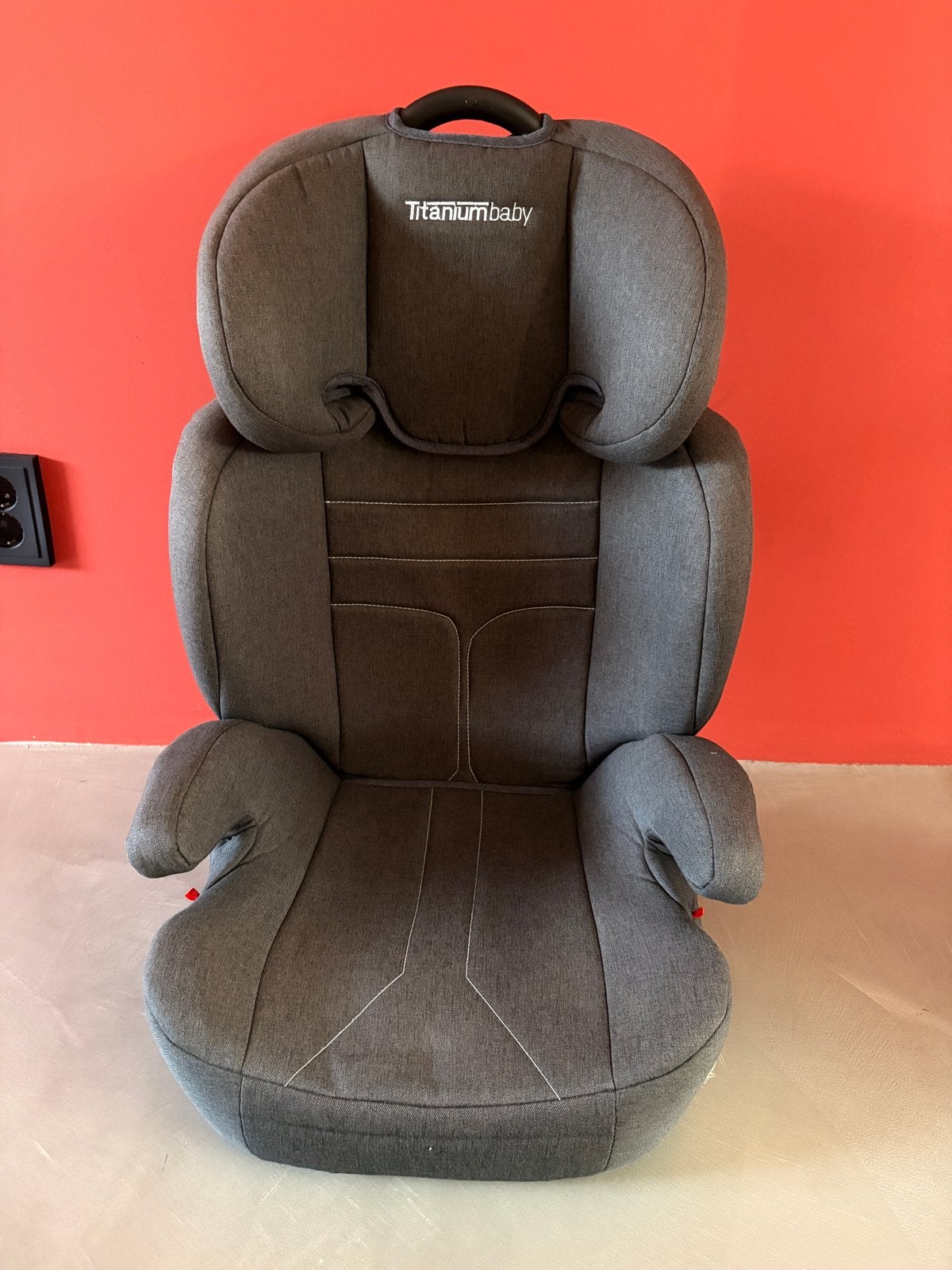 Titaniumbaby autostoel 15-36 kg met Isofix, Gebruikt, 15 t/m 36 kg, Afneembare rugleuning, Isofix