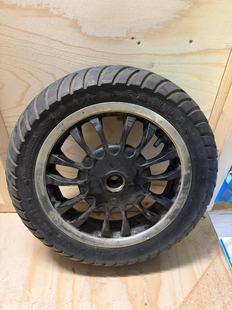 Vespa sprint achtervelg, Fietsen en Brommers, Brommeronderdelen | Scooters, Ophalen of Verzenden, Gebruikt, Overige typen, Vespa