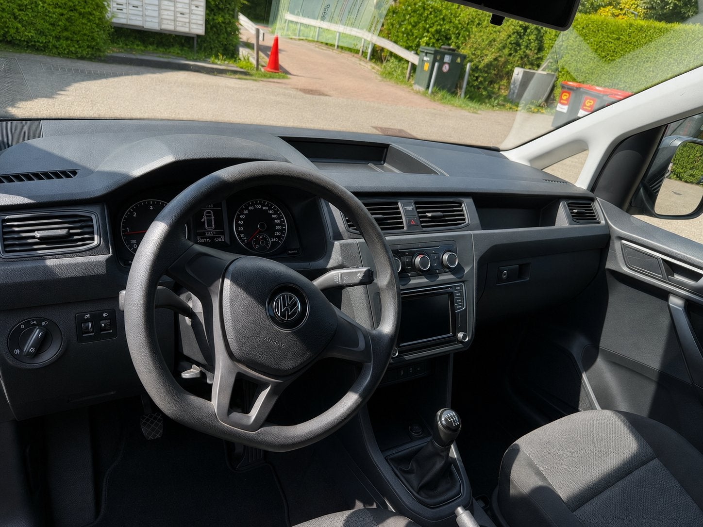 Volkswagen Caddy 2.0 TDI met BMT L1h1 102pk 2020 Wit, Auto's, Voorwielaandrijving, Euro 6, 4 cilinders, Volkswagen