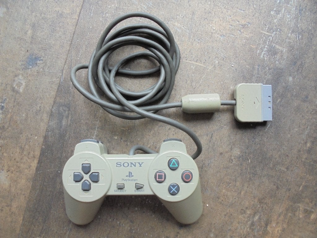 Sony Controller voor PS1 (zie foto's) II, Spelcomputers en Games, Games | Sony PlayStation 1, Avontuur en Actie, Gebruikt, 1 speler