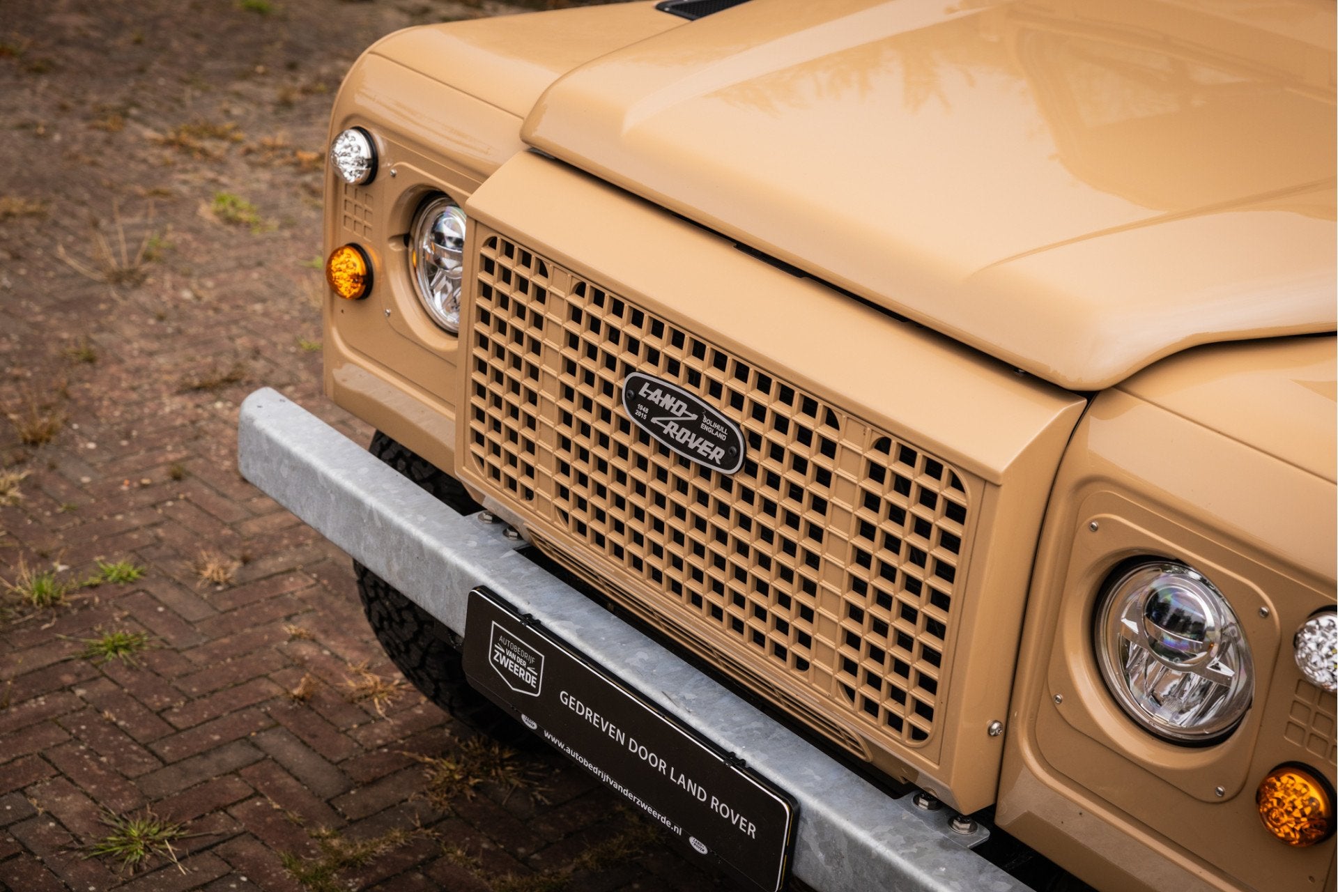 Land Rover Defender 110 V8 Hard Top Volledig gerestaureerd, foto 10