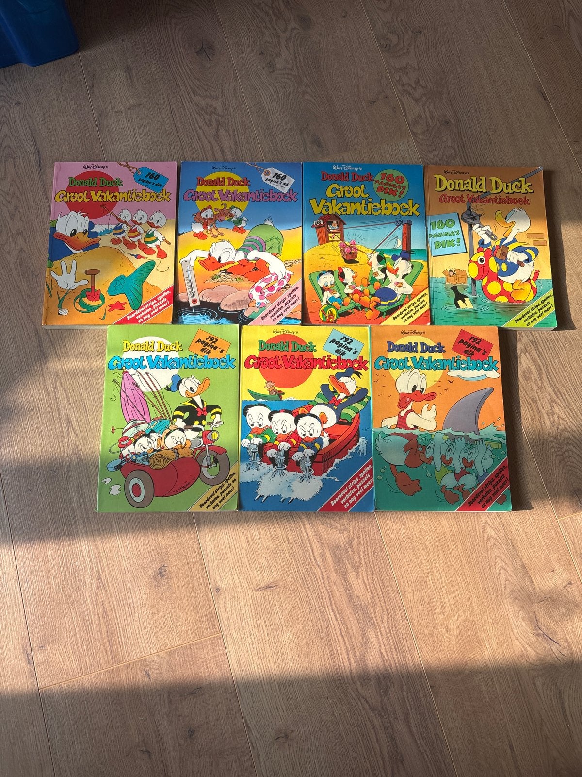 Donald Duck Groot Vakantieboek - jaartal 1981 t/m 1987, Boeken, Meerdere stripboeken, Ophalen, Gelezen