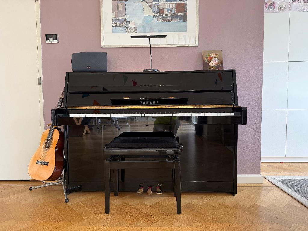 Prachtige Yamaha C-109 piano in zwart hoogglans, Muziek en Instrumenten, Piano's, Ophalen, Gebruikt, Zwart, Piano