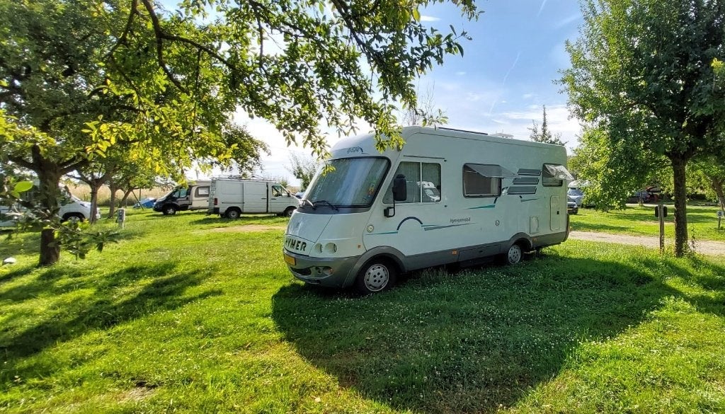 Compacte en complete Hymer camper B524 6 meter, 3 pers, Caravans en Kamperen, Campers, Integraal, Ringverwarming, Fiat, Tot en met 3