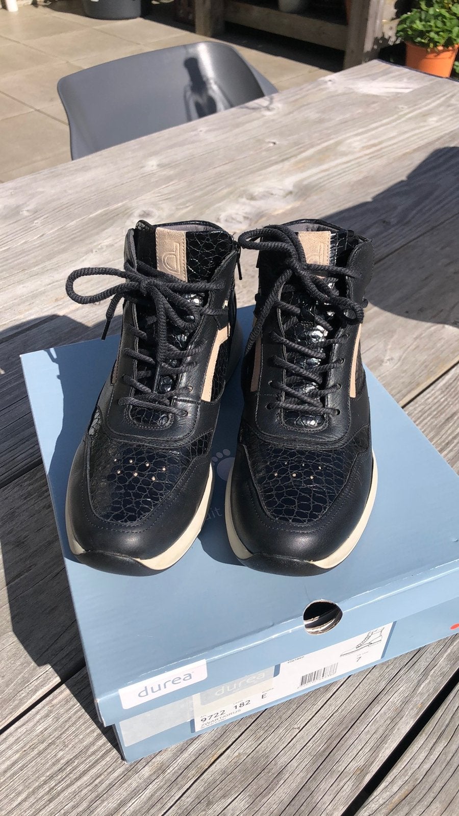 Durea maat 7 E, Zwart, Ophalen of Verzenden, Sneakers of Gympen, Zo goed als nieuw
