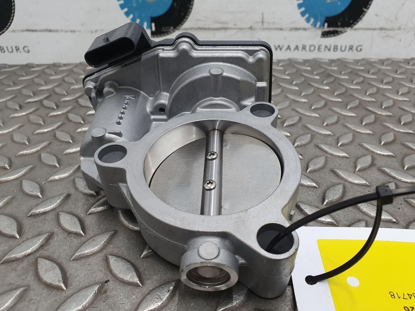 BMW 3 SERIES GASKLEPHUIS 13547619008 2024, Ophalen of Verzenden, Gebruikt, Stiba lid