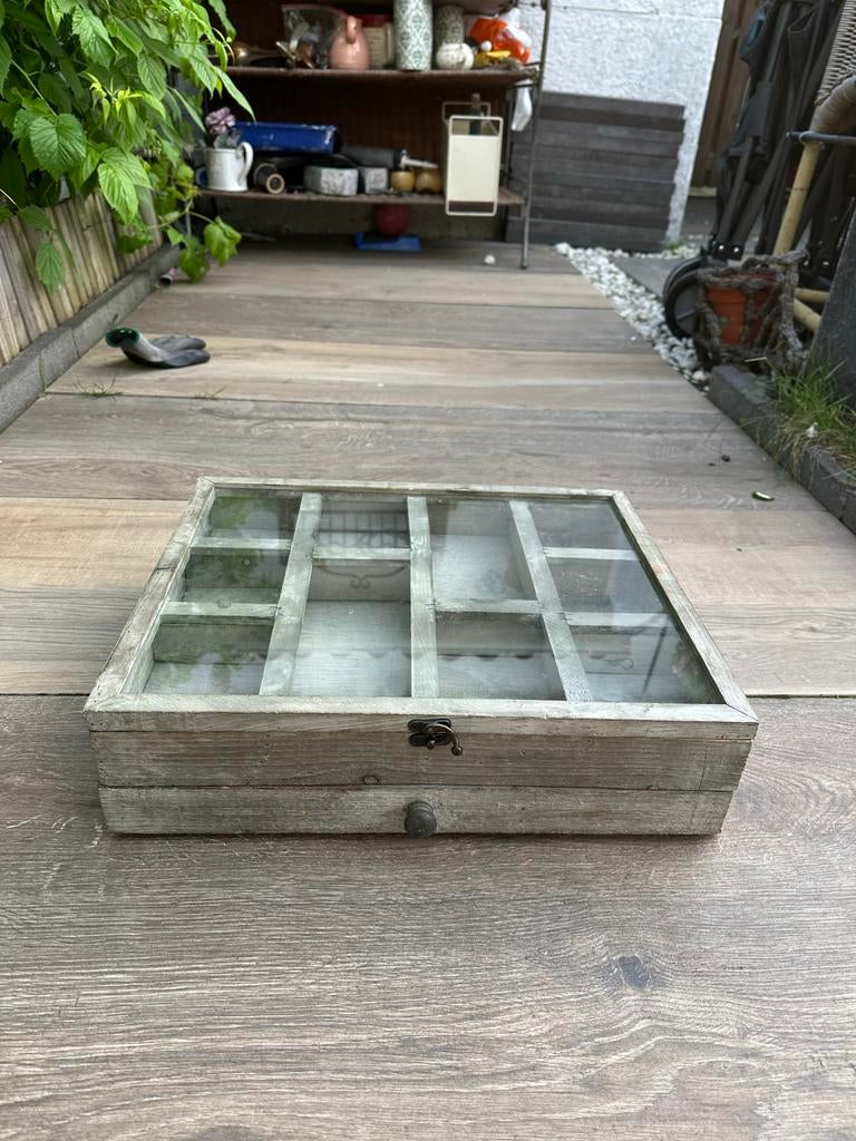 Houten sieradendoos met glazen deksel en lade, Ophalen, Zo goed als nieuw