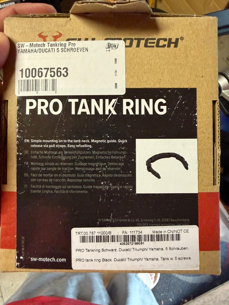 SW MOTECH TANKRING DUCATI, Ophalen