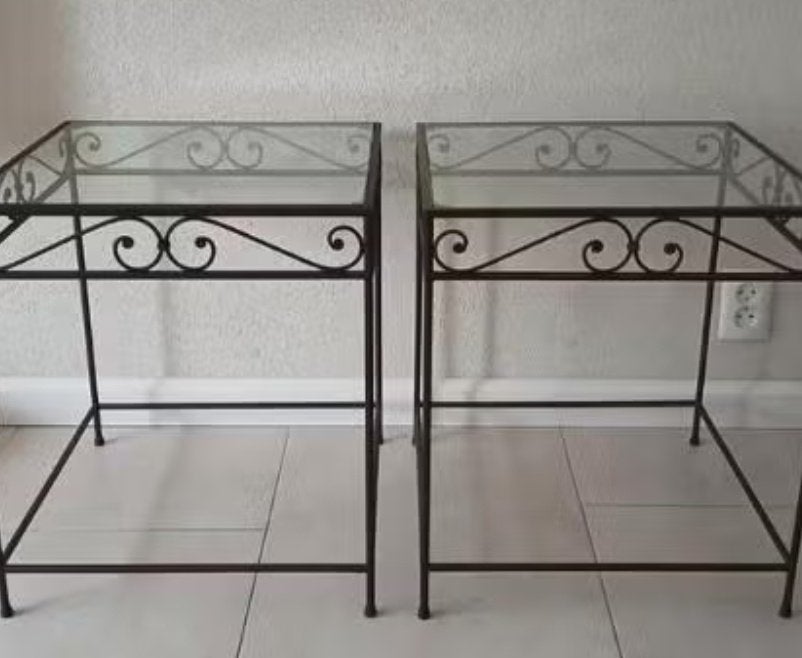 Gietijzer bijzettafels met geslepen glasplaat, Minder dan 55 cm, Metaal of Aluminium, Vierkant, Zo goed als nieuw