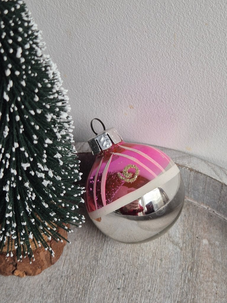 Vintage kerstbal roze / zilver 610, *, Gebruikt, *, Ophalen of Verzenden