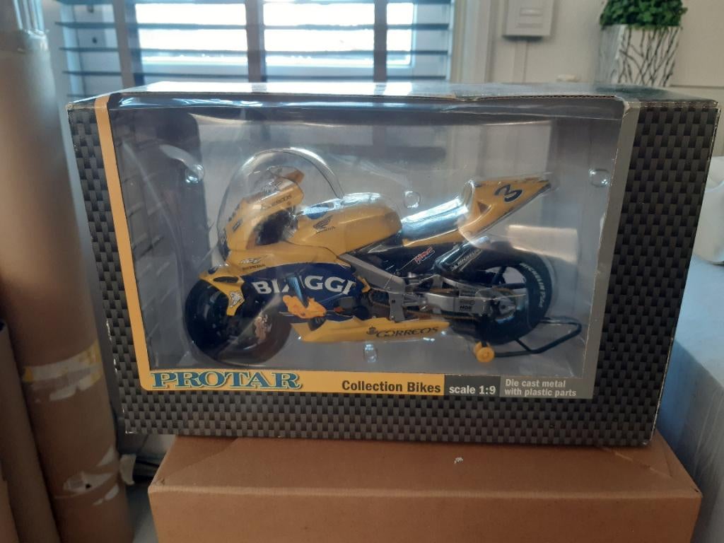 honda protar model 1:9 max biaggi tt assen, Ophalen of Verzenden, Nieuw, Motoren