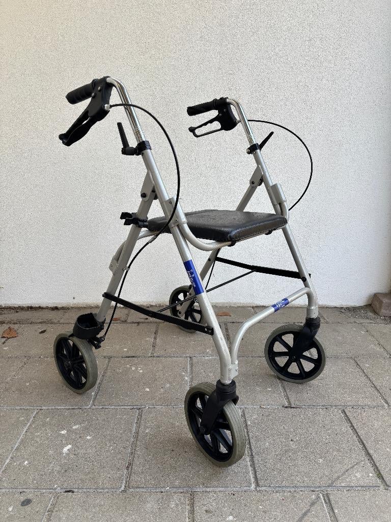 Nr 42… Rollator Thuasne move light, Diversen, Rollators, Ophalen, Gebruikt, ., Opvouwbaar